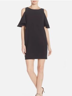 $139 NEW Chelsea28 Womens Size LG 'Peek-A-Boo' Cold Shoulder Shift Dress Black